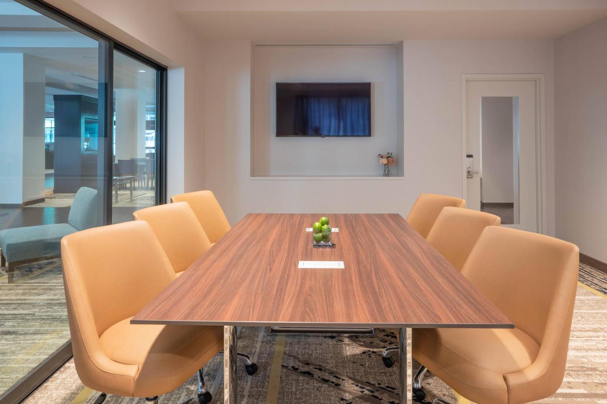 Courtyard By Marriott Thousand Oaks Agoura Hills Dış mekan fotoğraf